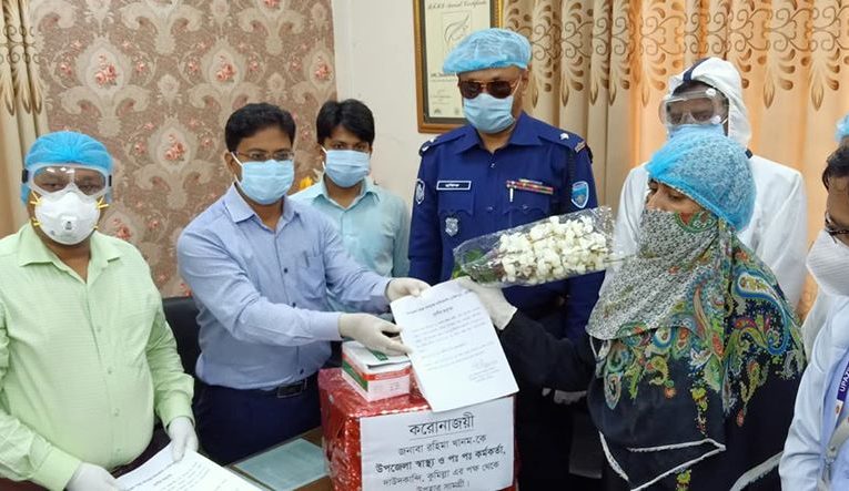 দাউদকান্দি উপজেলার ৯ জন করোনা পজিটিভ রোগীর মধ্যে ৬ জনকে সুস্থতা ছাড়পত্র প্রদান