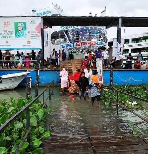 চাঁদপুরে বিপদসীমার ৭৯ সেন্টিমিটার উপর দিয়ে পানি প্রবাহিত হচ্ছে