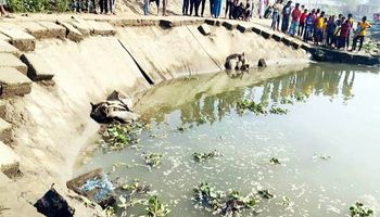 ৭ লক্ষ বাসিন্দা আতঙ্কে মেঘনা-ধনাগোদা সেচ প্রকল্পের বেড়িবাঁধে ধস