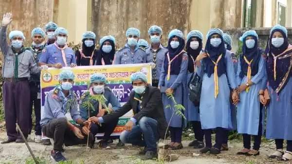 তিতাসে পরিষ্কার-পরিচ্ছন্নতা ও বৃক্ষরোপণ কর্মসূচী